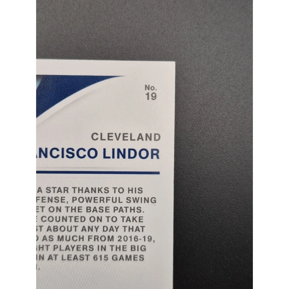 2020 Panini Chronicles Magnitude Francisco Lindor #19 Blue /50 Indians Mets